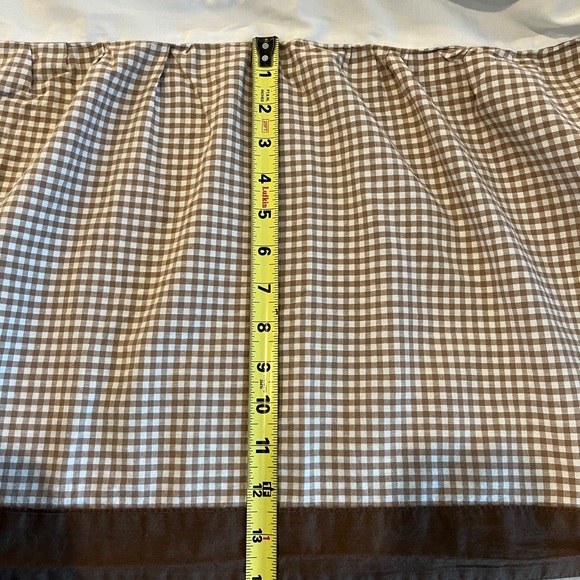 14” Brown Gingham 4-Panel Cotton Crib Skirt - Picture 4 of 5